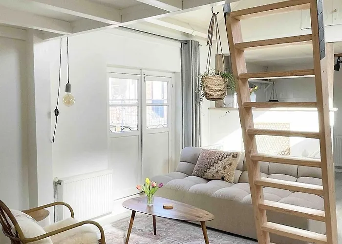 Dom wakacyjny Beautiful Loft In *